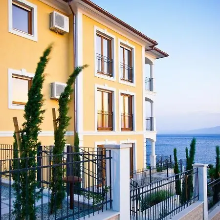 Beachfront With Pool, Panoramic Sea View - By Traveler Tourist Agency Krk - Id 2390 Apartament