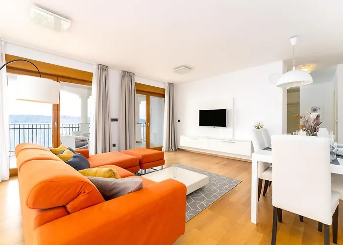 Apartment Beachfront With Pool, Panoramic Sea View - By Traveler Tourist Agency Krk - Id 2390