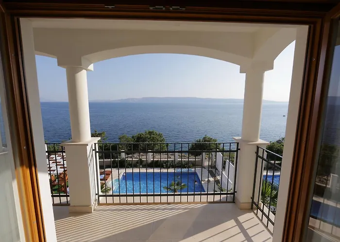 Beachfront With Pool, Panoramic Sea View - By Traveler Tourist Agency Krk - Id 2390 Povile