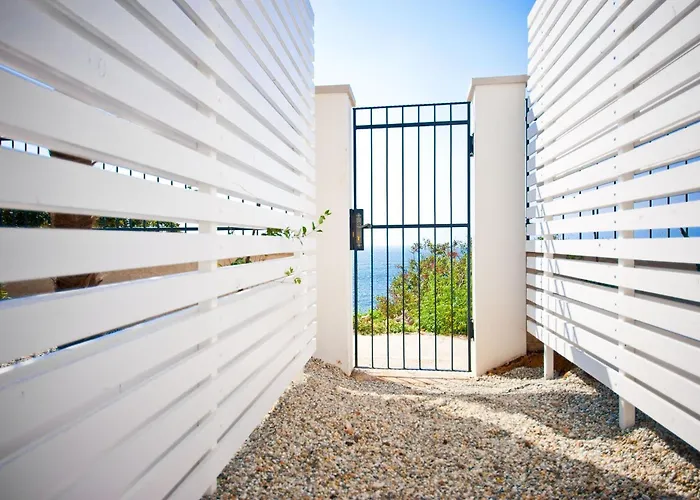 Apartment Beachfront With Pool, Panoramic Sea View - By Traveler Tourist Agency Krk - Id 2390 *