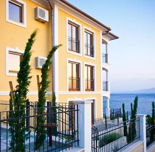Beachfront With Pool, Panoramic Sea View - By Traveler Tourist Agency Krk - Id 2390 Apartment