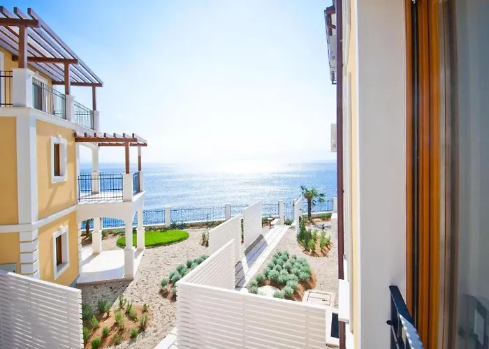 Apartment Beachfront With Pool, Panoramic Sea View - By Traveler Tourist Agency Krk - Id 2390 Povile