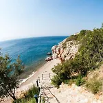 Beachfront With Pool, Panoramic Sea View - By Traveler Tourist Agency Krk - Id 2390 Lejlighed