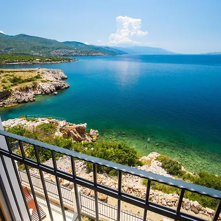 Beachfront With Pool, Panoramic Sea View - By Traveler Tourist Agency Krk - Id 2390 Lägenhet *